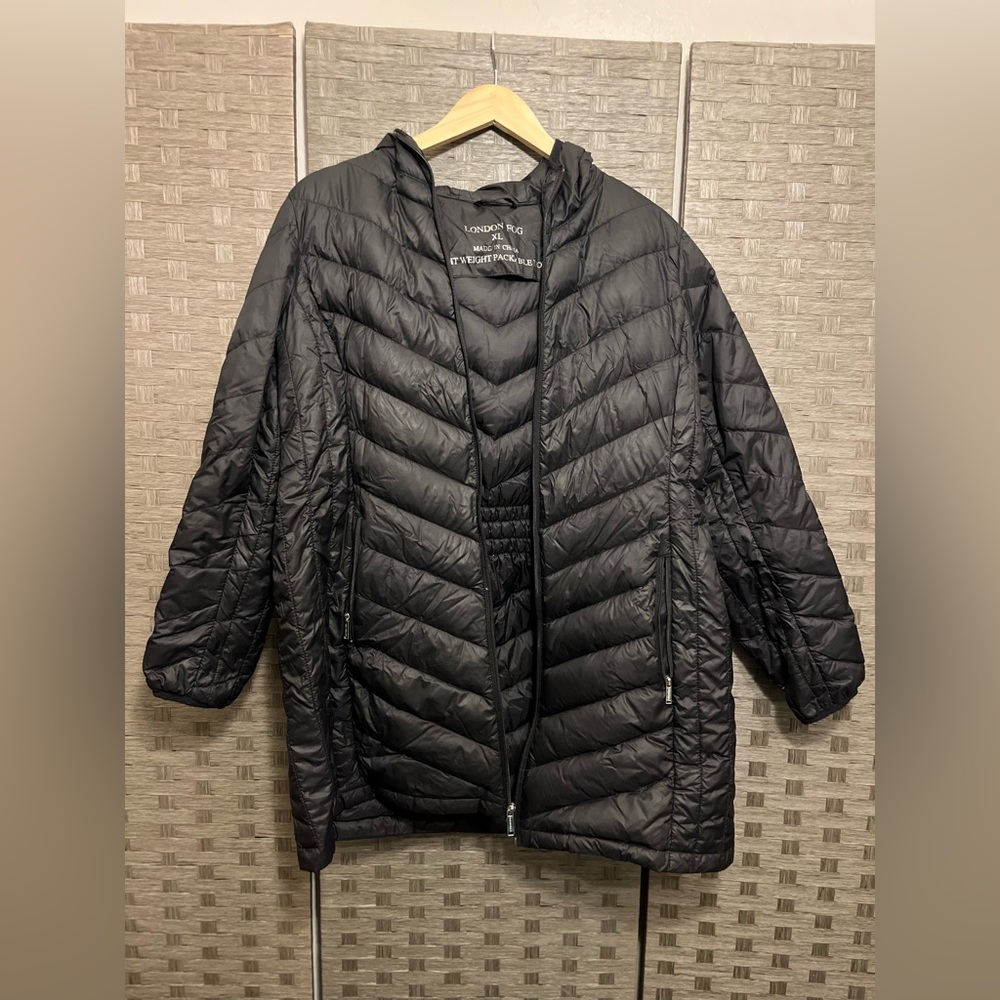 Woman’s Black Long London Fog Puffer Coat Size Xtra Large